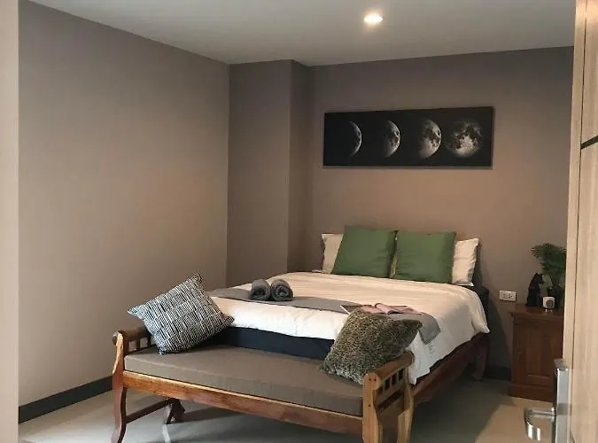 S54 Sukhumvit Hotel