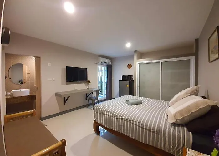 S54 Sukhumvit Hotel 3*